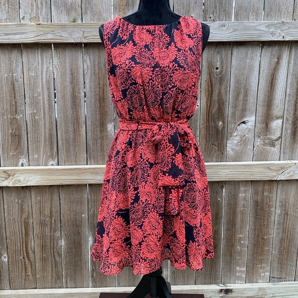 Banana Republic Dresses & Skirts - Banana republic dress size small petite